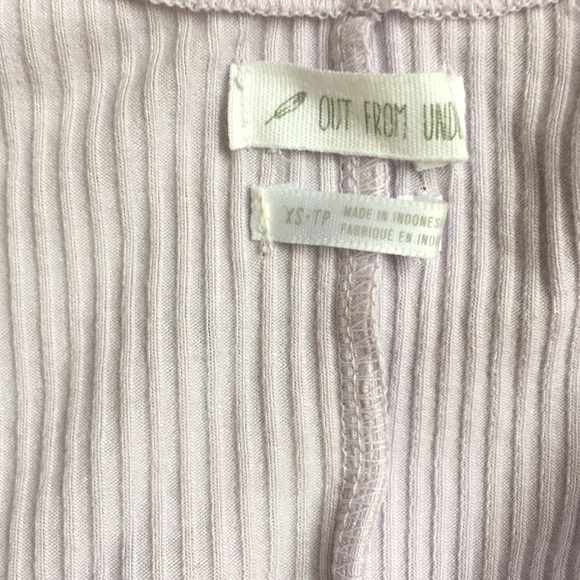 Out from under bodysuit - Picture 5 of 5